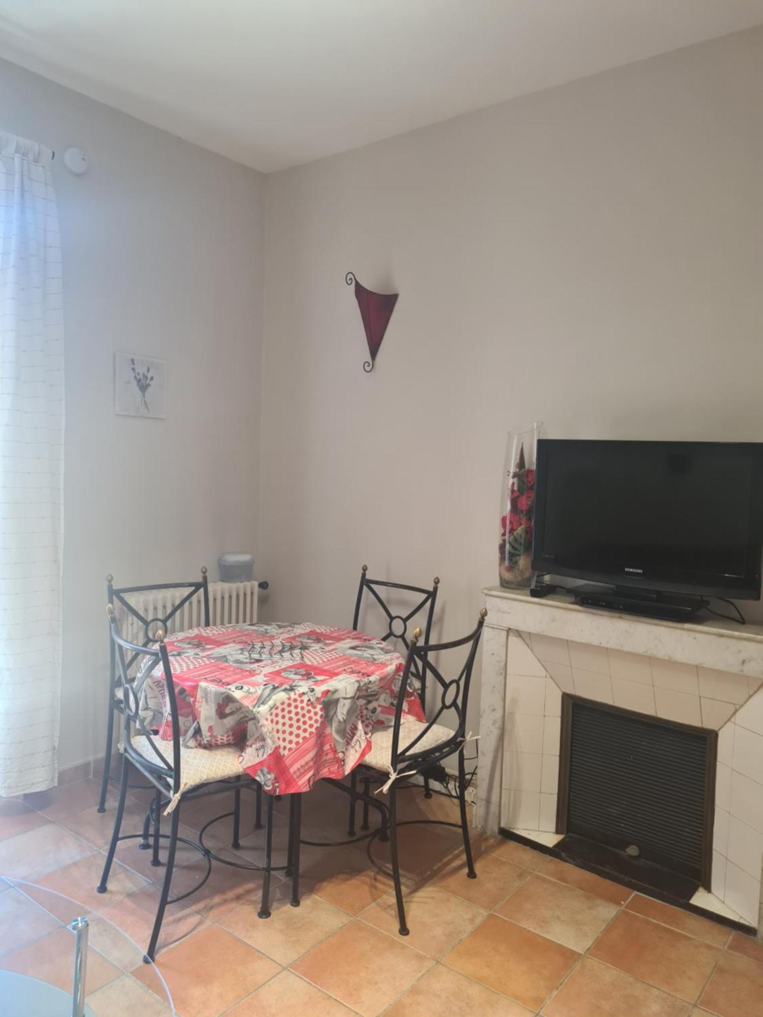 Apartment Le Kalliste